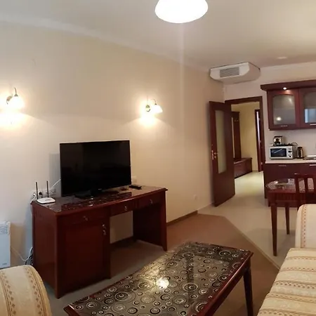 Downtown Tali Apartment